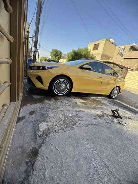 السلام عليكم ورحمة الله وبركاته من رخصة الأدمن والأعضاء المحترمين كيا فورتي للبيع وارد امريكي موديل ٢٣ ماشيه حالياً ٧٠ مبطل بيها بنيد ودعاميه وبيها تصليح بلجاملغات الاماميه رايدها ب١٦٠ بدون غراض كماليات تنباع رقمها بغداد مكانها بغداد الدوره ابو دشير ***********
وصور الحادث موجوده بلمنشور
