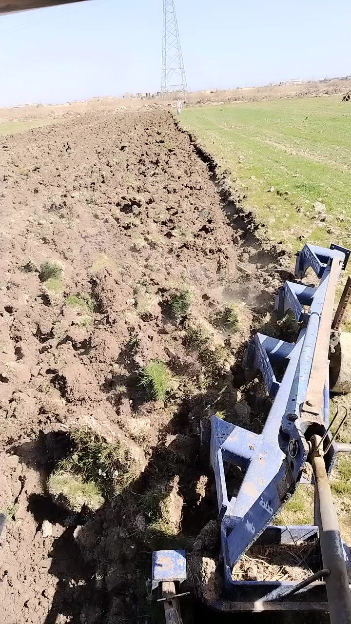 فدان 16 لبيع
***********
