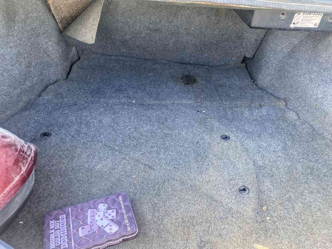 سلام عليكم اللبيع فقط BMWموديل 1992  كير ومحرك بشرط 735 اصل وفصل  سيارة جاهزة مجهزة من كلشي  سيارة متعوب عليها مال جناي تبريد ثلج   تخم تاير ويل شعاع  سنوية ال 28  شاشة ودمام صدر امامي جديد دبلات امامي خلفي  كشنات جلد كهرباء  سعر 63 ورقة وبيها  مجال مكاني لانبار قضاء حديثة   ***********
