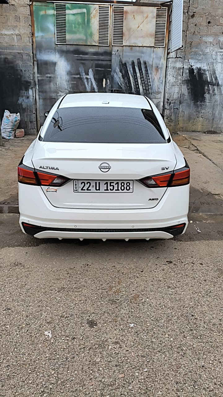 السلام عليكم
نيسان التيما 2024 SV 

رقم أربيل الجديد بأسمي 
(تحويل ثاني يوم)

المحرك: 2.5 لتر – 4 سلندر

الضرر :جاملغ والايسر وبنيد فقط يعني قطعتين فقط

تشغيل بصمة ودخول ذكي

شاشة لمس مع Apple CarPlay وAndroid Auto

كاميرا خلفية

حساسات خلفية

مثبت سرعة

رادار امامي خلفي جانبي

                    ***********

يوجد واتس اب
