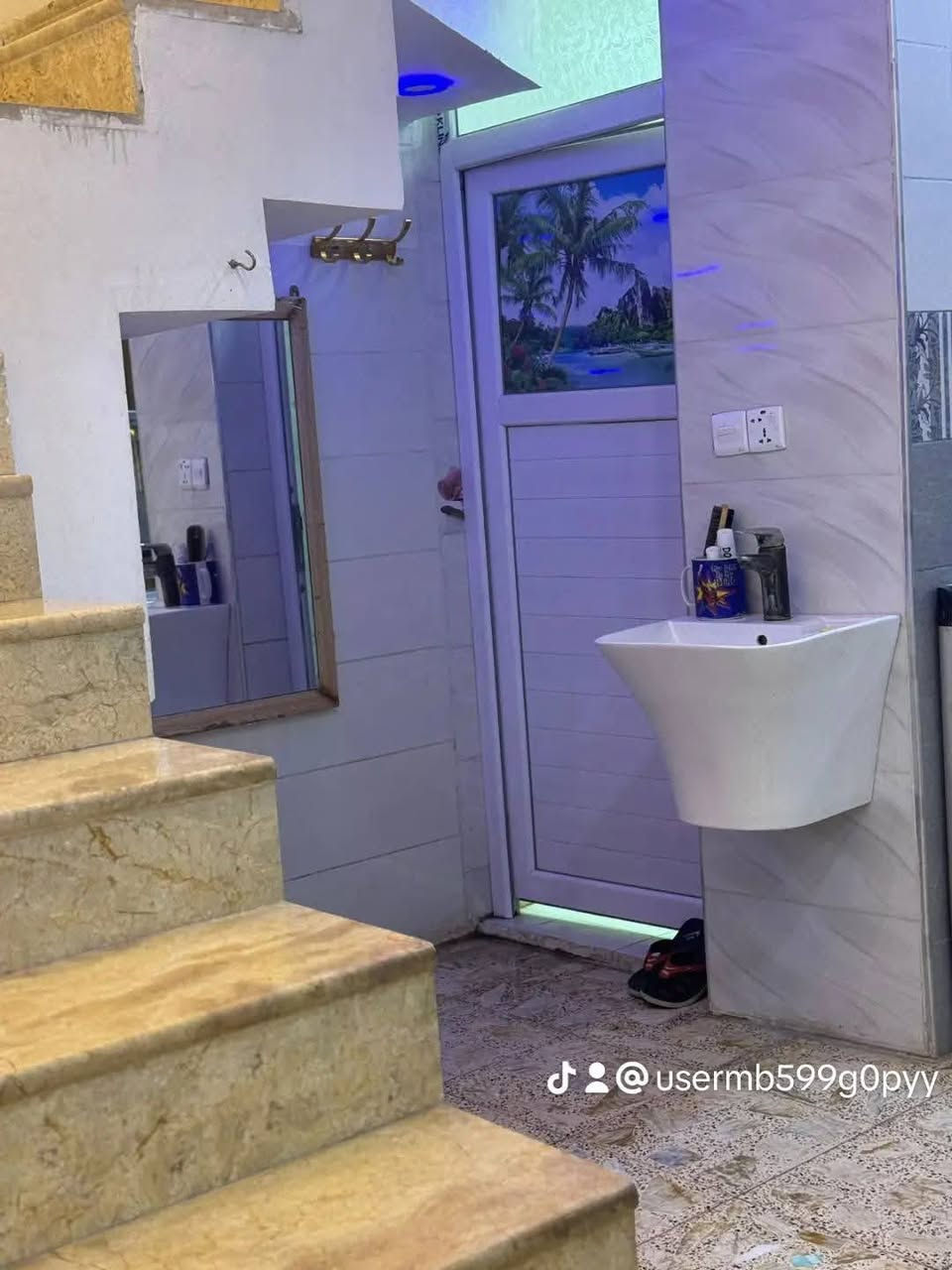 دار 100 متر  واجهه 5 نزال  20
طابو زراعي سند  25 
طابقين 
3 غرف نوم 
استقبال +  مطبخ  حار  وبارد 
3 حمامات 
بيتونه وسطح شتايكر 
كامرات  وسبالت و ستلايت نضام بوري دفن 
دار كامل مكتمل 
دار مبني ع ايدي صاحب ادار    سعر  100 بي مجال 
الموقع بغداد الامين سده ثانيه قرب اسواق السيد 
التواصل خاص او التصال ع ارقم اتالي 
***********
