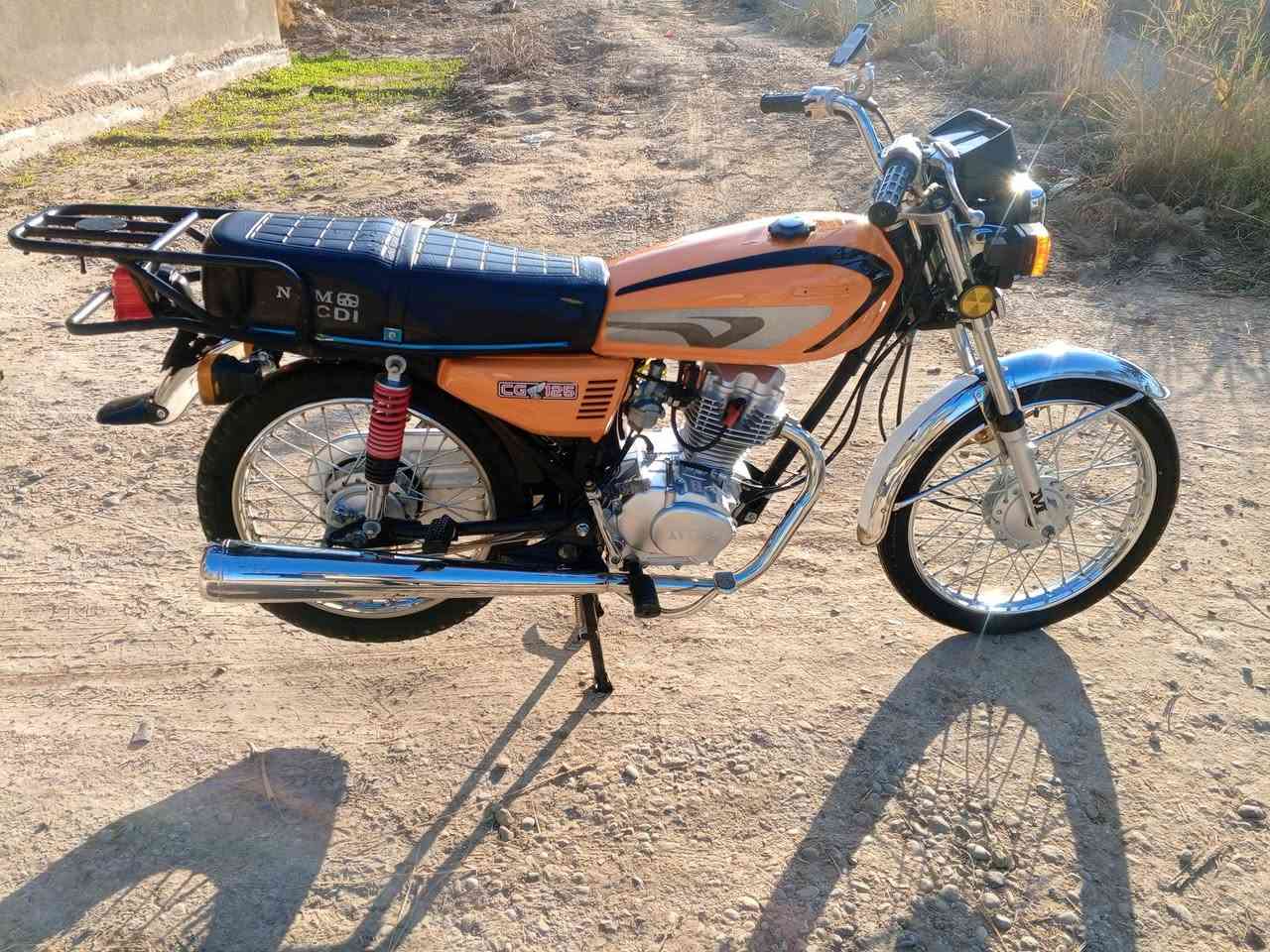 للبيع دراجه نامه امتياز اوراق كامله مكفوله موديل 25 السعر 600وبيها مجال وتصال *********** مكان بابل سدت الهنديه المهناويه
