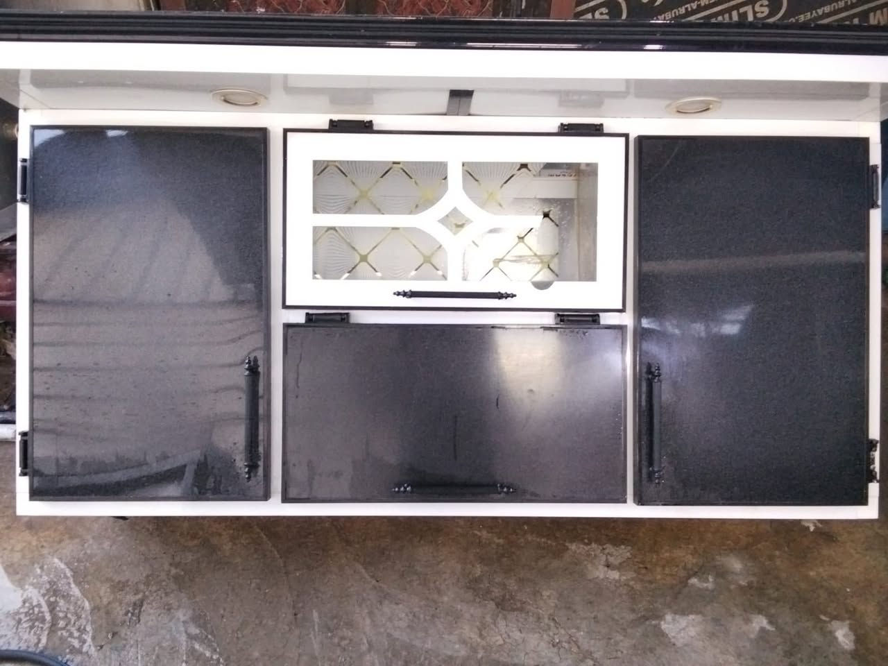 السلام عليكم
مغسله وملحقها مرمر مستعمله للبيع 
كاونتر مرمر مع ملحق مستعمل وخلاط ماء  مشدود جديد للبيع
سخان جديد الاستعمال شهر واحد للبيع 
للتواصل والاسعار مراسلة الصفحه لطفاً


**إذا كنت صاحب هذا الإعلان وتريد حذفه لأي سبب، رجاءا أرسل رسالة إلى الدعم الفني**