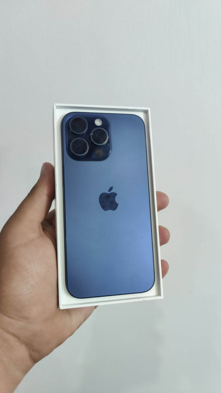 Iphone 15 pro max 
Battery 85
1 sim esim 
256 GB 
Karton u kaml ashyaya zor pak mawatawa 
700$ أربيل, العراق


**إذا كنت صاحب هذا الإعلان وتريد حذفه لأي سبب، رجاءا أرسل رسالة إلى الدعم الفني**