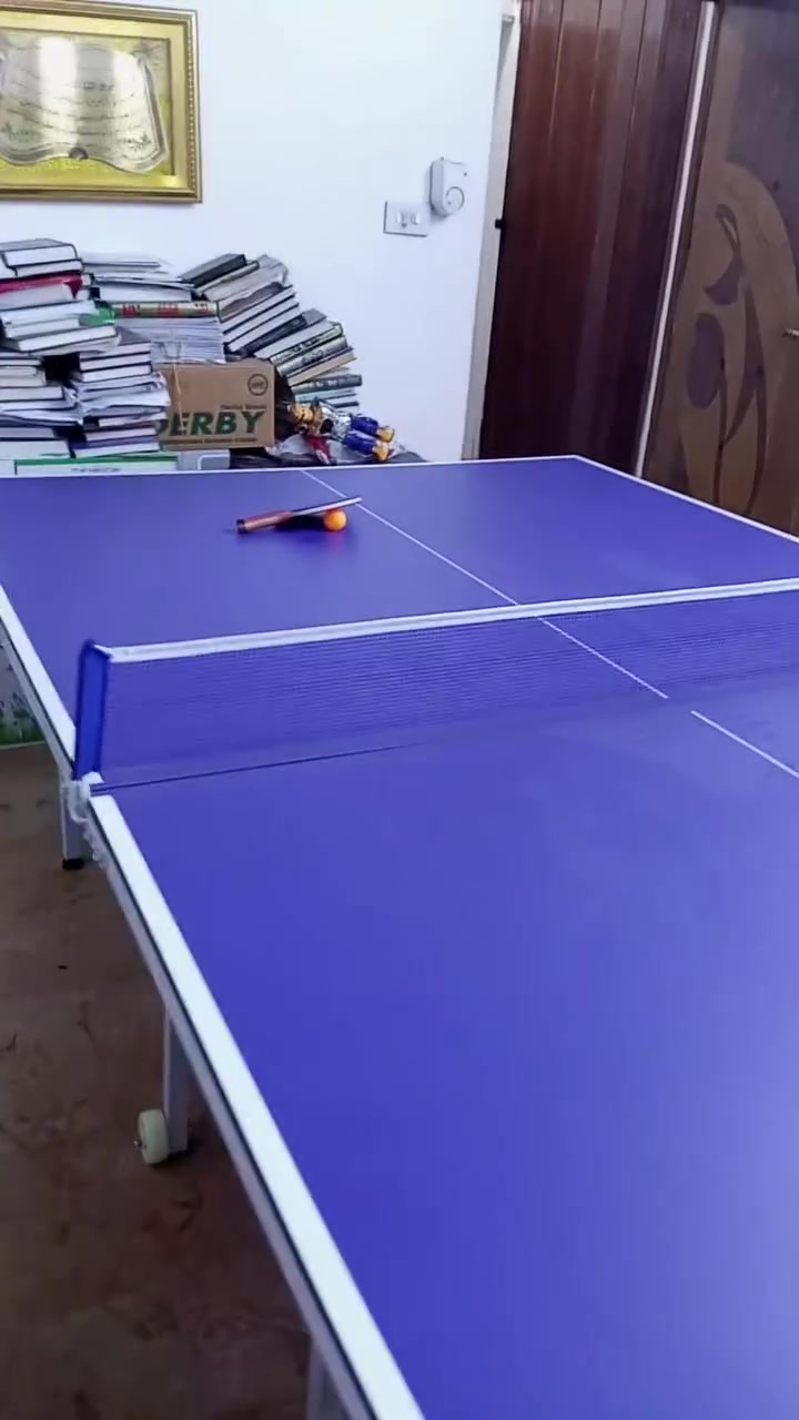 السلام عليكم منضده حديثه جديده قياس نضامي، يعني قياس مضبوط مال قاعات رسميه 
جديده تطبك ماتاخذ، مكان المنضده تابرات السعر 200 نفسي ايتها  جديده 
مكاني الحسينيه هاتف ***********وتس اب،
