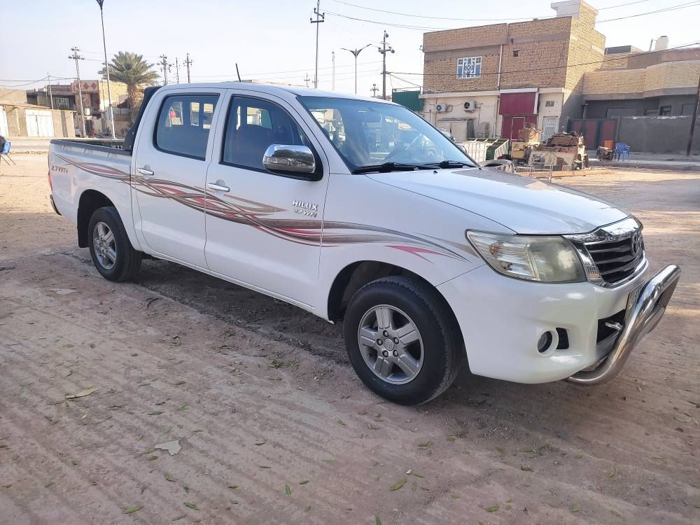 بيكم تويوتا 2015 مكفولة جاهزة السيارة من كلشي اوتوماتيك شاصي 19 بأسم راعيها مكان السيارة واسط الكوت  التواصل *********** دهل اوران, واسط
