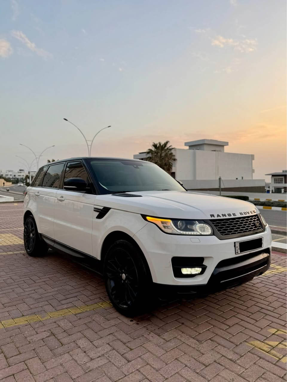 ﷽

‎‏Range Rover Sport 2014 Clin Title 
‎رانج ڕۆڤەر سپۆرت 2014 سفری شەریکەی سەردارە واتا خلیجی و سفری ئێرەیە کلین تایتڵ 
‎کامل سێرڤس و هەموو شتێکی بۆ کراوە 
‎سەیارەکە زۆر زۆر تازەو جوان و جاهیزە .. 

‎مۆبایل / ***********
‎شوێن / سلێمانی 

‎ئازیزان سەیارەکە  بۆیاخی نیە دەعامی بۆ دەعامی بەشەرت بێ بۆیاخ بێ سارد بێ تعدیل بێ پارچە گۆڕان چاڵ و شوختی نیە و زۆر تازەیە سەیارەکە و ماشااللە زۆر پاک ماوەتەوە 
‎گێڕ و مەکینە بەشەرت سەوت و دووکەڵ و بوخار و خەلەلی نیە بەشەرت  

‎مواسەفات فوول فوول ١/١ سپۆرت ناو زەرد 
‎( دۆسە کارەبا  ، سەقف پانۆرامە ، بەصمە  ، شاشە ئەلیکترۆنی ،سوکان ڤۆلێۆم ، تەحدید سورعە ، سندوق شەفت و کارەبا ، سەلاجە  ، دەبڵەکانی کارەبایە بەرزی و نزمی بە دڵی خۆت ، شاشە گەورە  ، کامێرا ، و قۆڵ ڤی ئایپی ، کوشن جلد و خەزن میمۆری ، کوشن هیتەر ،کوشن سارد ، کوشنەکانی دواوەش سارد و گەرمی ، تەبرید مەرکەزی ، لایت و بەگ لایت لید ، لایت عەدەسە و زینۆن ،  حاسەی پێش و دوا زۆر مواسەفاتی تر )

سەیارەکە سفری شەریکەی سەردارە و خلیجیە بێ بۆیاخ و بێ سارد دەعامی بۆ دەعامی بەشەرت 

سعر/٢٤٥$
شوێن/ سلێمانی
مۆبایل/***********
واتس ئەپ السليمانية, العراق
