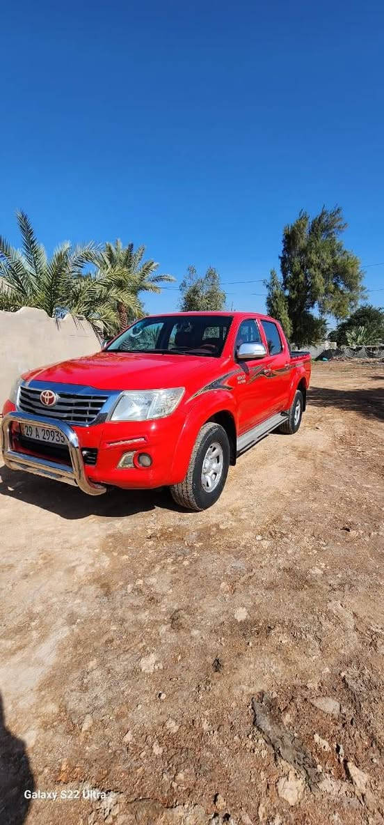 فور ويل ١٥ بانزين كير تماتيك كفاله عامه ماشيه ١٨٠  مكان ديوانيه لسعر ٢٤٠ وبيهه مجال ***********
