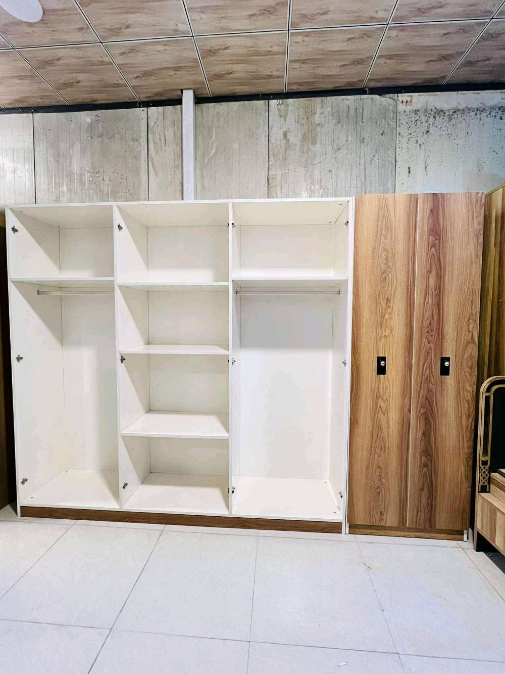 غرفه تركيه 11 قطعه كوالتي عالي نضافه فووووول💯👌
جربايه🌸 كنتور 🌸ميز بلازمه🌸 طابوريه🌸 شازلونه 🌸جرارات 🌸مرايه طولانيه 🌸كنتور اضافي🌸 كوميدات عدد 2 🌸ميز تواليت
كل هذا بسعر 900 الف فقط شامل اجور النقل والشد
يتوفر توصيل محافظات بكروه باسعار رمزيه 🚛
