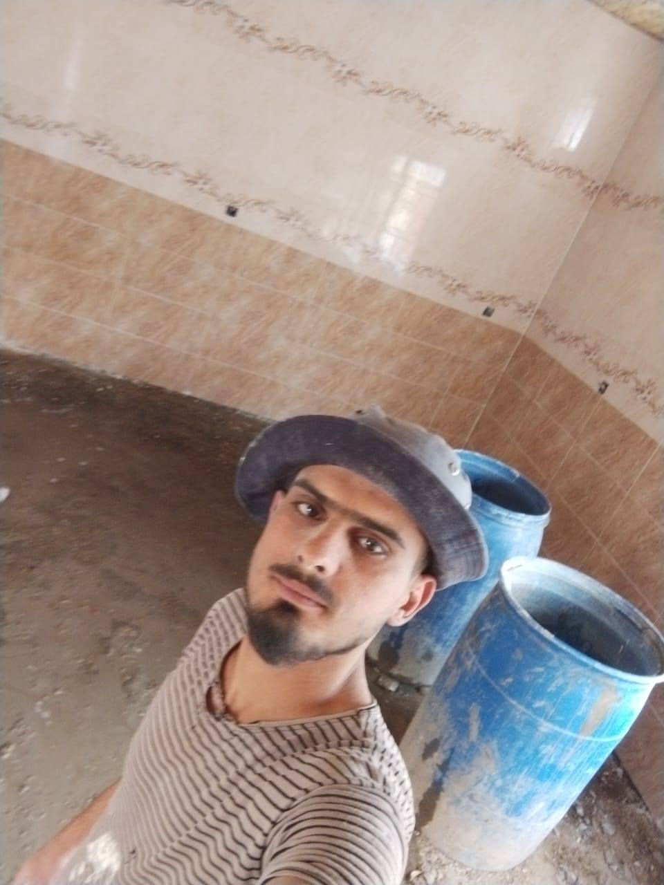 خلفه سيراميك درجئ اولئ ارضي وجداري المتر 7 تجي شوف شغل بعينك متواجد وتساب فيس ***********  ///***********
