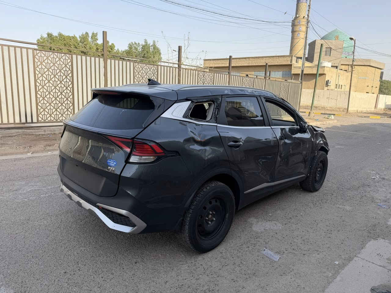 كيا سبورتج 2024 دخول جديد محرك 2500 منفيست بأسمي مواصفاتها معروفه ماشيه 9 الاف كيلو متر للبيع على حادثها بدون لوحات 
السعر :128$ 
العنوان : بغداد 
***********
