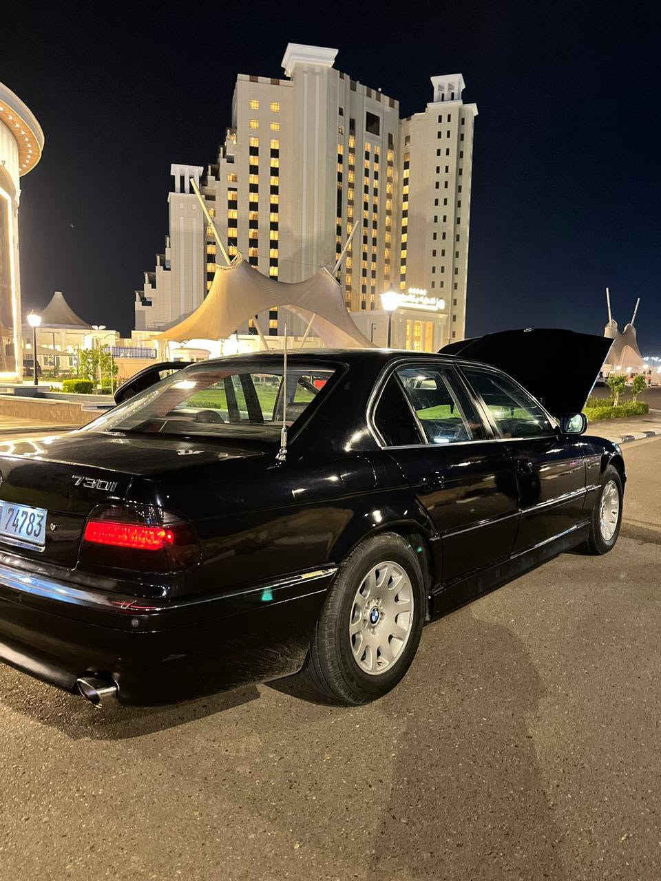 سلام عليكم 
BMW728iللبيع 
موديل 1996

سياره جاهزه من كلشي 
جام كهرباء 
سنتر لوك 
برده خلفية كهرباء 
كشن كهرباء 
تبريد ويه سويج 
مري شفط 
وباقي مواصفات معروفه 
للتواصل او استفسار *********** واتساب او اتصل 
مكان الانبار الرمادي 
سعر على خاص
