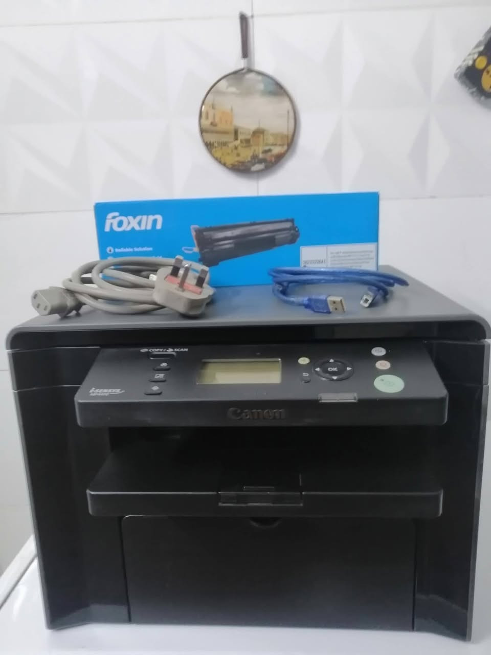 طابعة كانون MF 4410 ابيض واسود ليزري
نظيفة جداااا جدااااا 
نسبة النظافة 95٪
سكنر  سحب استنساخ
٢٠ نسخة بلدقيقيه 
طابعة غنية عن التعريف وتتميز بالمتانة و السرعة العالية
استنساخ و سكنر وطباعة من الحاسوب والموبايل
كاترج باودر سعر الكاترج ب 7 الالف دينار يكفي 2000 نسخه
الطابعة مع ملحقات وكيبل بور كهرباء وكيبل طباعة
مكان بغداد الكرخ للاستفسار خاص


**إذا كنت صاحب هذا الإعلان وتريد حذفه لأي سبب، رجاءا أرسل رسالة إلى الدعم الفني**