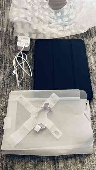 2025ايباد 11معالج A16 ذاكره 128 +حافضه ولصقه بل جهاز مشحون ٢٠مره اقل الشهر صارله من شتريته ستخدام قليل الجهاز جديد //البيع والمروس 
هذا رقمي ‭٠٧٨٤ ٩٠٩ ٩٨٤٨
