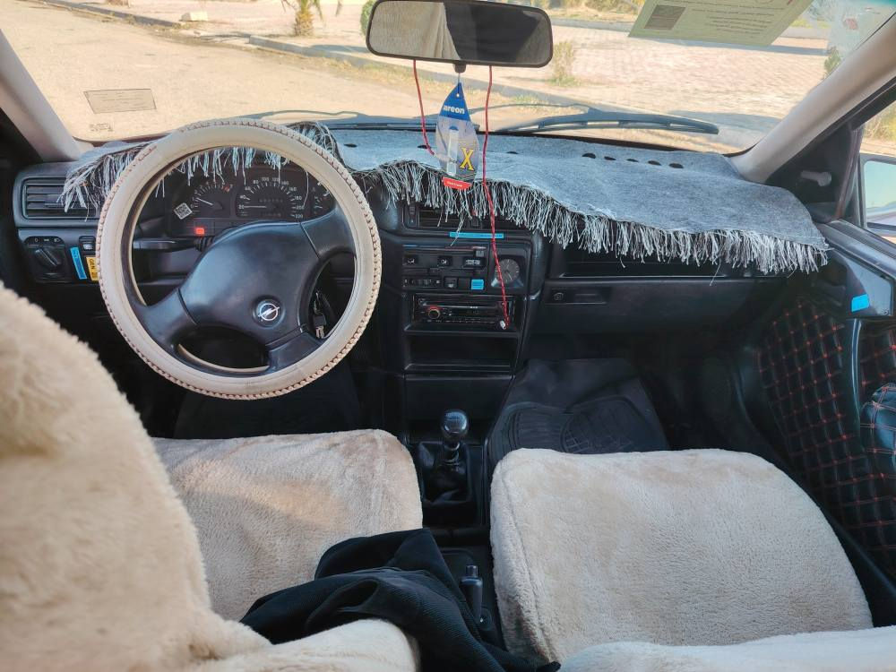 سياره اوبل فكترا موديل 92حجم 18سياره نظيفه جدا كولشي مابي شرط بدون ضربه سنويه مشروع وطني لل 2029 بي دفتر بنزين كهربائية كلها شغال تخم صدر جديد سعر 43وبي مجال بسيط عنوان كركوك رقم هاتف *********** كركوك, العراق
