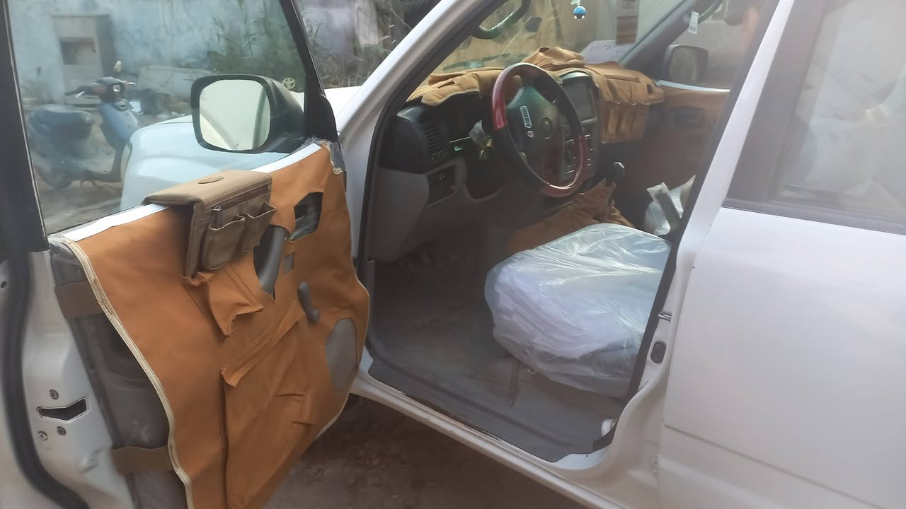 للبيع 2004 كفاله فقط شخوط بلجاملغ الايمن صبغ سياره متعوب عليهه
شراي اتصل ودلل رقم مخصص بغداد مزاد وزاره الداخليه 
اخوان الموشراي لايواعد وينطي حجايه الله يرحم امواتكم 
***********
