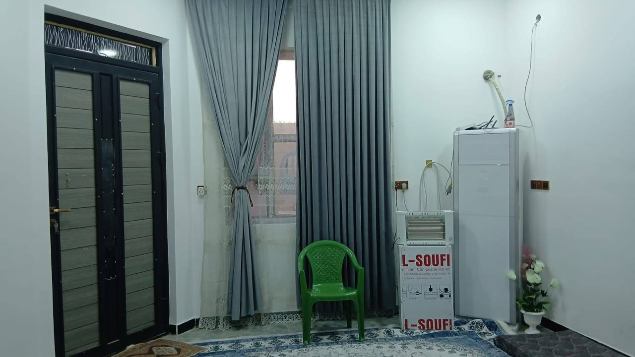 سلام عليكم بيت  للبيع بناء جديد في التاجي منطقة ابو عظام طابقين الاول كامل وطابق الثاني نقص بي جص وبورك  مساحتة  150   نزال 10ونص والواجهية 14 ونص
طابو زراعي مستند 25 
للمعلومات اتصال ع رقم
***********
