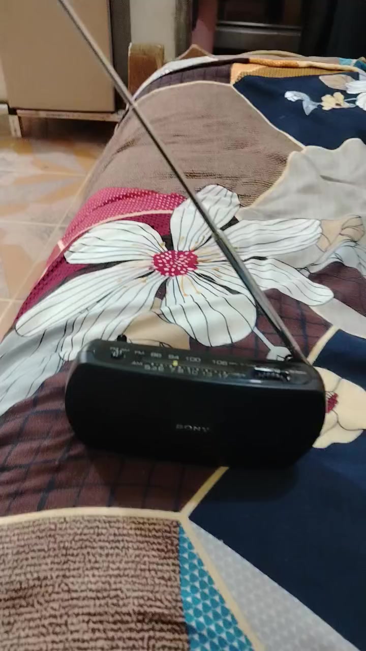 السلام عليكم /
راديو صغير عدد ٢
1_قيثارة شغال بس مو ذيج النظافة مقبول بي اف ام؟ 
2_سوني نظيف جدا شغال بي اف ام ؟
سعرهن ٥٥ الف مع التوصيل.


**إذا كنت صاحب هذا الإعلان وتريد حذفه لأي سبب، رجاءا أرسل رسالة إلى الدعم الفني**