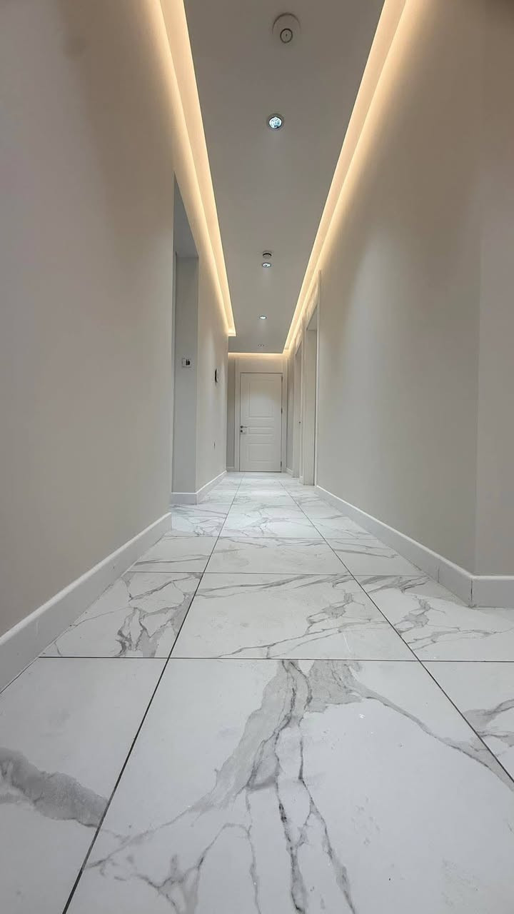 سلام عليكم كادر جبسن بورد وكافه انواع والاصباغ شغل درجه اولي وسعار مناسبه *********** مااقصر وياك مكاني بالدوره نشتغل ترميم تصليح رطوبه
