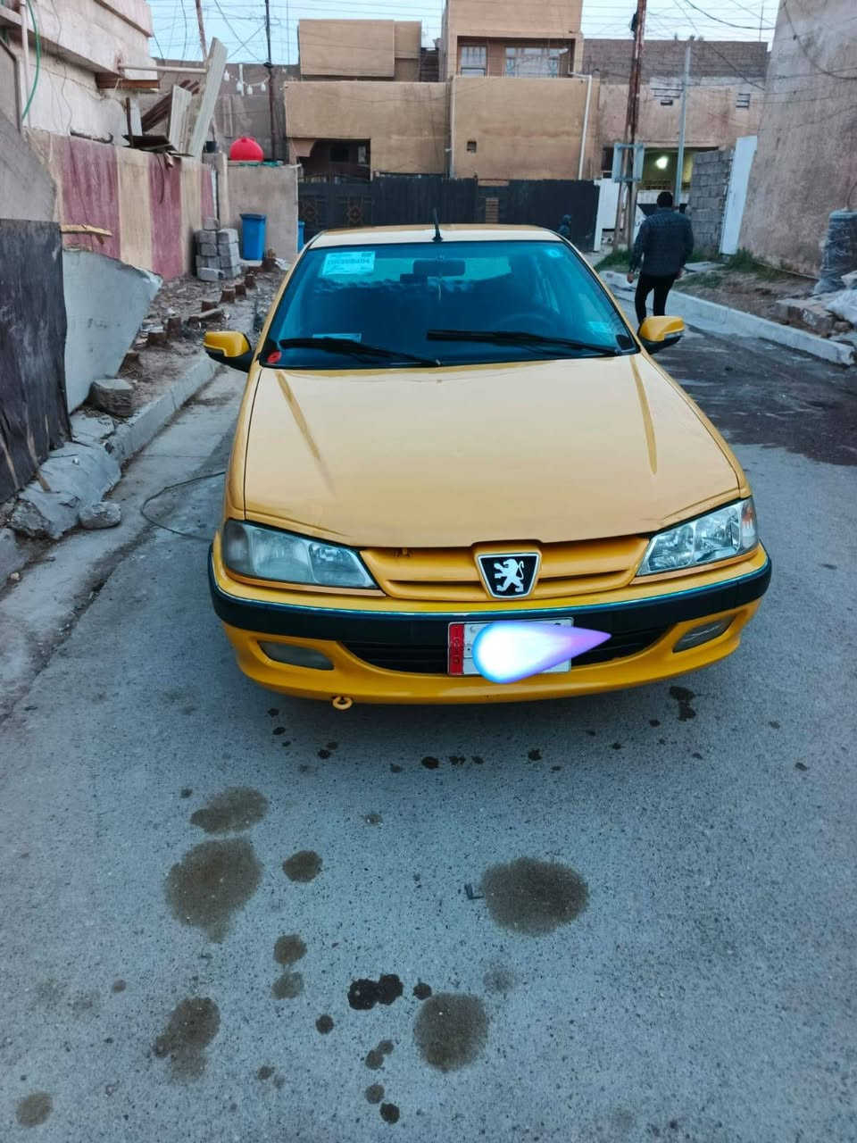 السلام وعليكم بيجو بارص موديل 2015 كير محرك بل كارتون تخم تاير صدر امامي خلفي جديد تبريد ثلج❄️ شاشه كامره حساس N مكفوله كفاله عامه لا ضربه ولا صبغ كلهه بلاديه فقط تكحيل بسيط وبارد بل جاملغ الأيمن عله كد اصبعين رقم بغداد السعر 45 وبيهه مجال مكاني بغداد  زعفرانيه ***********
