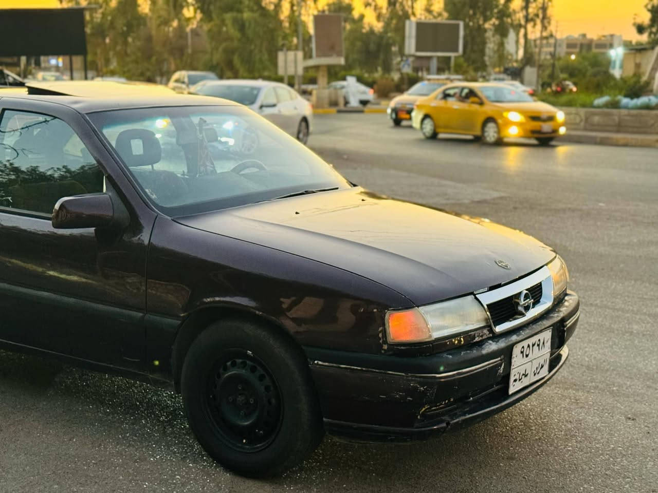 من رخصه الادمن
السلام عليكم للبيع اوبل فيكترا حجم 20 موديل 92 اوتوماتيك رقم سليمانيه سقف سلايت قفل مركزي بدون بطاقه بنزين شرط تحويل سنويه حد 2026 4/4 سعر 38 وبي مجال،وعليها غرامه 550,000الف ينزل من السعر صاحب الشرعي بالسليمانيه صبغ عام#***********
