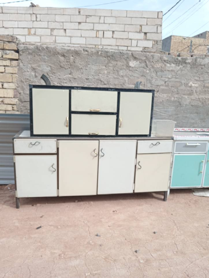 سنكي مع ملحق 125 الف كاونتر متريني 160 صوبه 10 الف رافع قدره 30 انبير 100 الف جربايه 25 الف كيزر 30 الف كاونتر 100 الف سنكي 60 الف شاشه 25 الف مبرده 90 الف العنوان شاميه قرب مصرف الرشيد مصطفى الكرعاوي يوجد توصيل *********** ديوانية, القادسية
