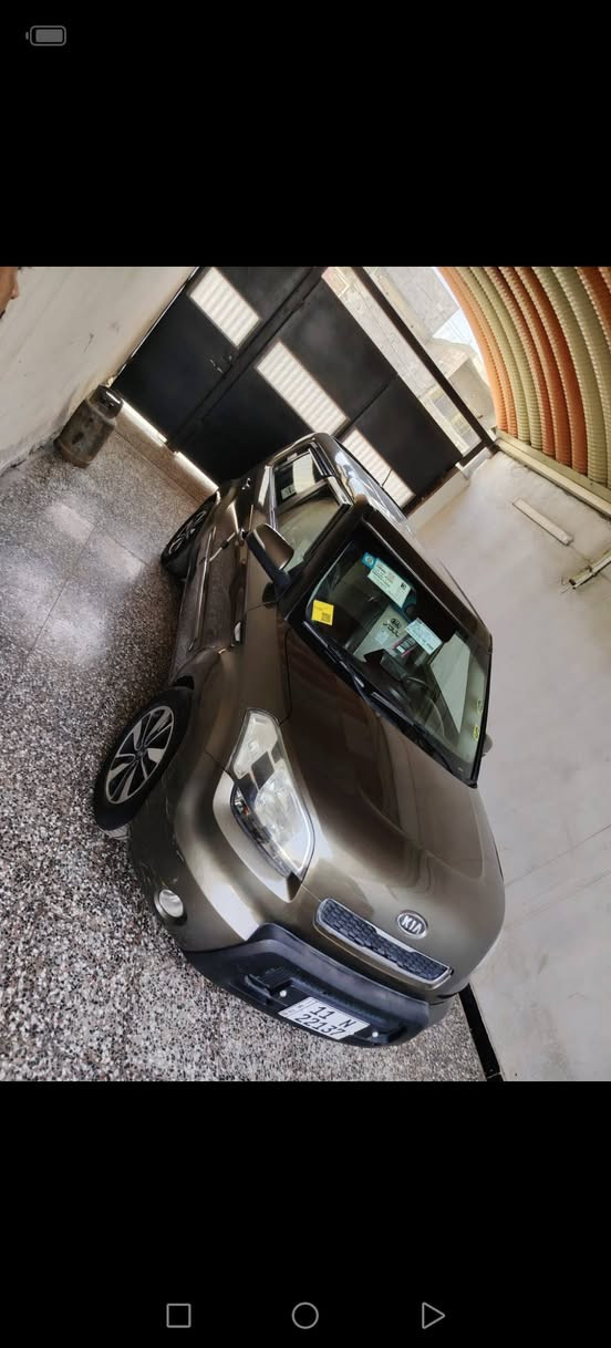 صول 2013 بيه بنيد وجاملغ ومصبوغه حزام عليهه غرمات 600 عل مشتري وسعر 76 رقم الهاتف ‭0774 105 1873
