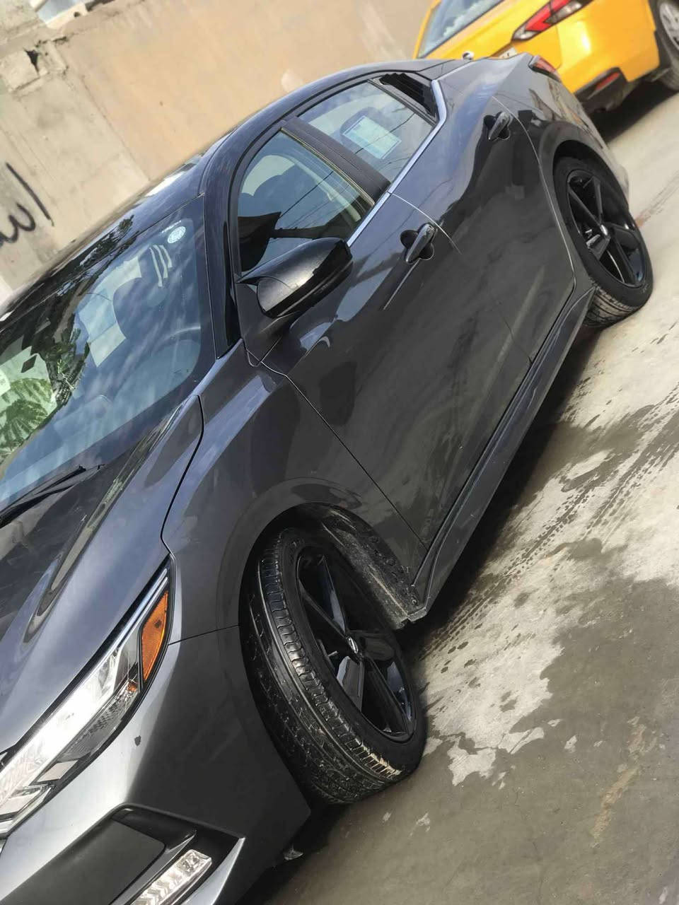 نيسان سنترا 2023 SR

• الصنف: SR

 • سعة المحرك: 2000

 بونيد شبر صبغ جامرلغ مبدل  

 • رقم السيارة: اربيل 

 • اللون: نفطي  مع سقف أسود 

 • الداخلي: اسود

السعر: مناسب اتصل 

المواصفات :

 • مصابيح أمامية زينون

 • كشافات زينون

 • تشغيل بصمة

 • بصمة أبواب

 • ستيرن هزاز 

 • نظام Apple CarPlay واندرويد اوتو

 • كاميرا خلفية

 • كاميرا أمامية (نظام مساعدة البقاء في المسار)

 • رادار أمامي

 • رادار خلفي للوقوف المفاجئ

 • حساسات للمرايا الجانبية

 • نظام تحديد المسار

 • قيادة شبه ذاتية

 • تحكم المقود فوول

 • مثبت سرعة

 • حجر بيئة بلاد

بيع او مراوسه 

السعر ‼️ علق بتم يجيك السعر بالخاص ‼️

مكاني كركوك 

***********
