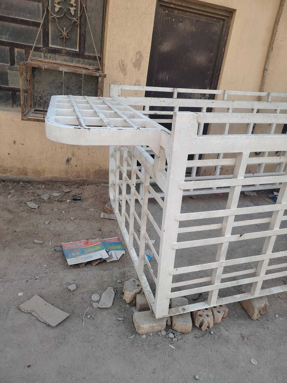 محجر كيه فحل تفصال نضيف جدا المكان الديوانيه قضاء الشاميه مصبوغ حديد ومصبوغ ابيض صبغ درجه أولى ***********
