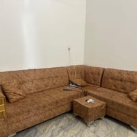 ديوان للبيع مستخدم شهرين تقريبا بعد اكو قنفه ويا غير الموجود بالصور يص...