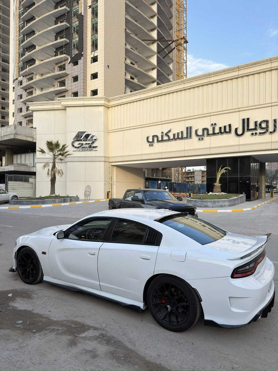 Rt 2020 (STP)
السلام عليكم .

جارجر 2020 rt

رقم بغداد
مواصفات السيارة 
Super track pac (STP)
نقط عمياء 
حساس خلفي 
وباقي مواصفات الجارجر العادية
رقم بغداد تحويل مباشر
حادث سياره جاملغ وبنيد 
كفاله عامه كير
مكينه
صدر
كشنات رياضي حضن
تخم تاير زيرو
الاضافات عليها 
اكسل srt (3.08)
اكزوز رياضي  
بوابات  
دركة srt
عندي ويه السياره انطيك دعامية امامية جديدة بعدها ما مصبوغة 
مكان السياره بغداد المنصور
الاستفسار ***********
السعر 21300 وبيها مجال للشراي
