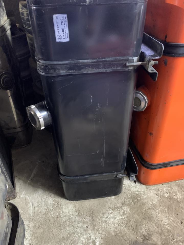 اللهم صلي على محمد وال محمد وصول وجبة جديدة من تانكيات كاز هينو جميع الاحجام موجودة للاستفسار اتصال على الرقم *********** يوجد توصيل الى جميع المحافظات
