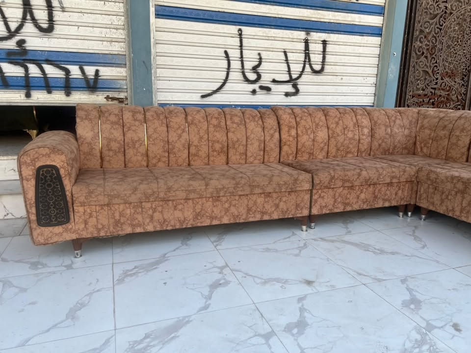 ديوان للبيع
ديوان نظيف سعر 150 الف قفل قفل
للتواصل *********** واتساب
