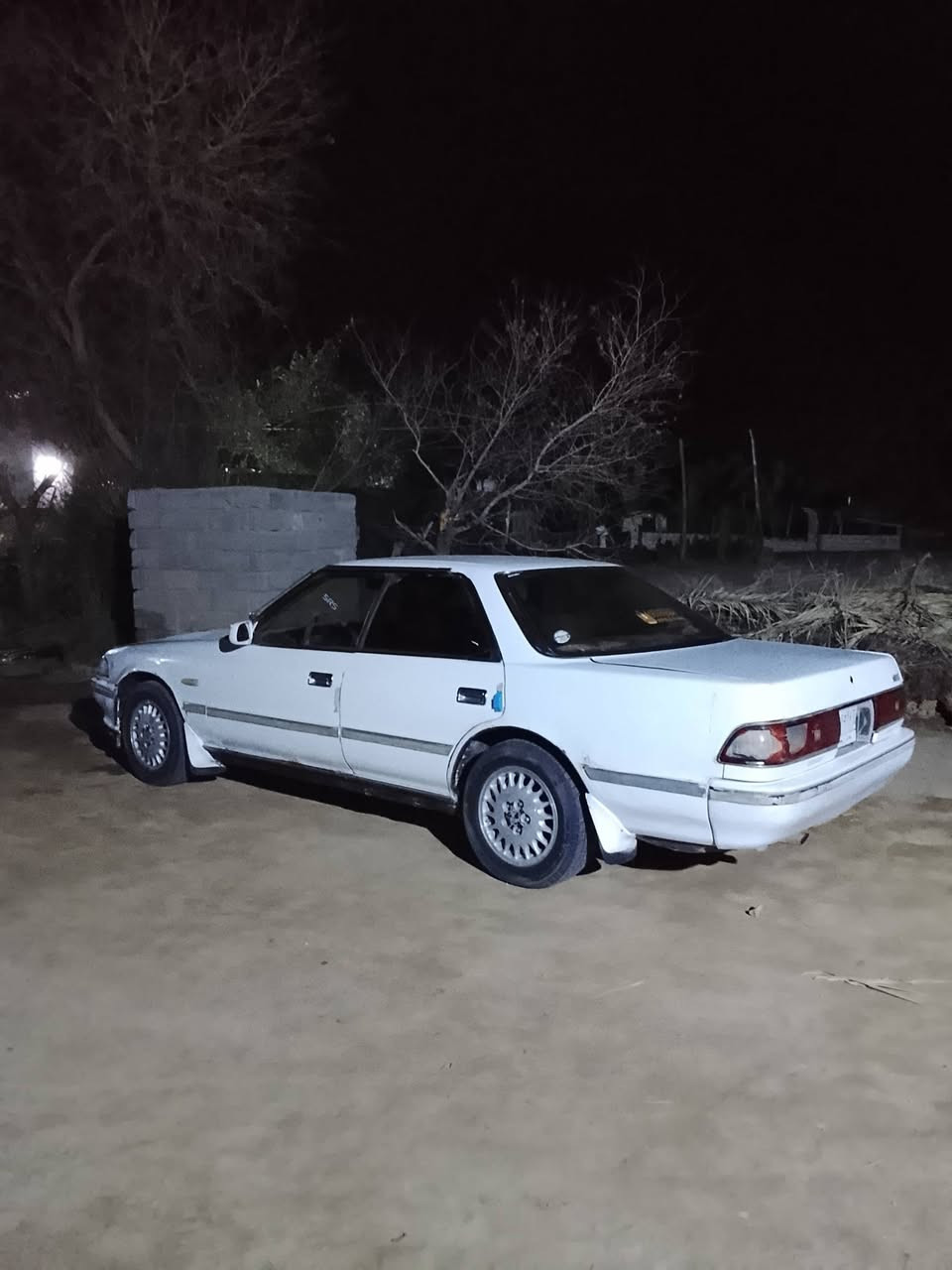 السلام عليكم مارك تكم موديل 91 سياره  مكفوله كفاله عامه من كصه ونقل جثه وحداديه السعر 40 وبيعه مجال  رقم الهاتف***********
