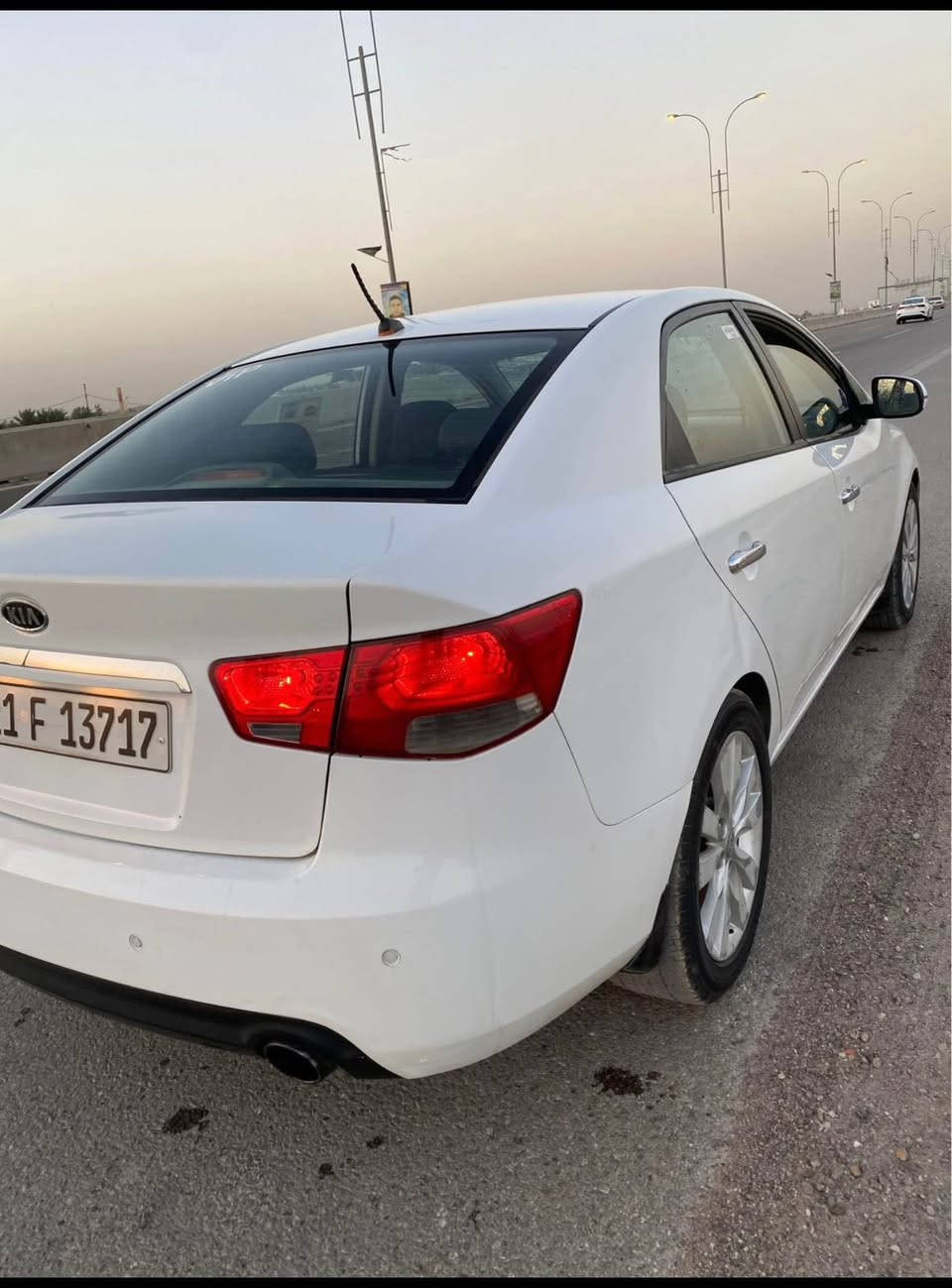 السلام عليكم سيراتو موديل 13 اريد مراوس بالنترا أمريكي حسب القناعه ***********
