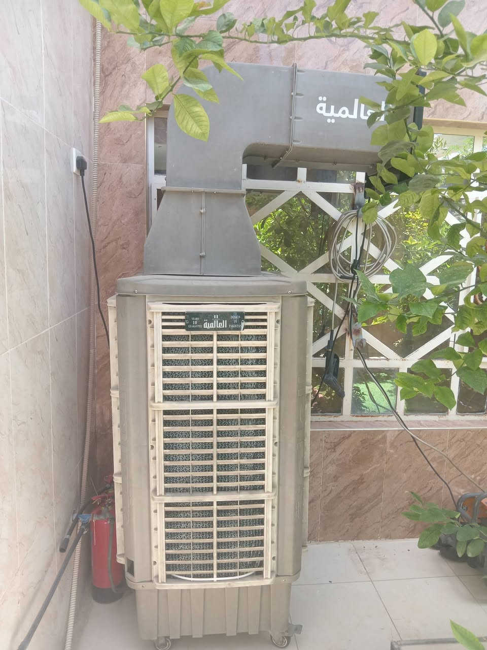مبردة دكت حجم كبير اصليه  من شركة العالمية  استعمال قليل جديده  مابيها اي ضرر ولا عطل على الفحص
مكاني بغداد ***********
