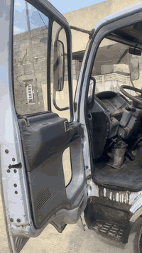 هينو للبيع موديل 98 سلايتين 3 طن سياره جاهزه للعمل رقم بصره ***********
