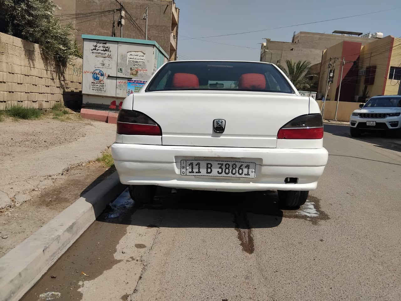سلام عليكم
بيجو 306 رقم بغداد بأسمي سيارة نضيفه كير مكينه وصدر تبريد تدفئه مصبوغه حزام للجماليه دواخل السياره نضيفه 
السعر 38 $
بيها مجال بسيط 
المكان بغداد زيونه
الرقم ***********
