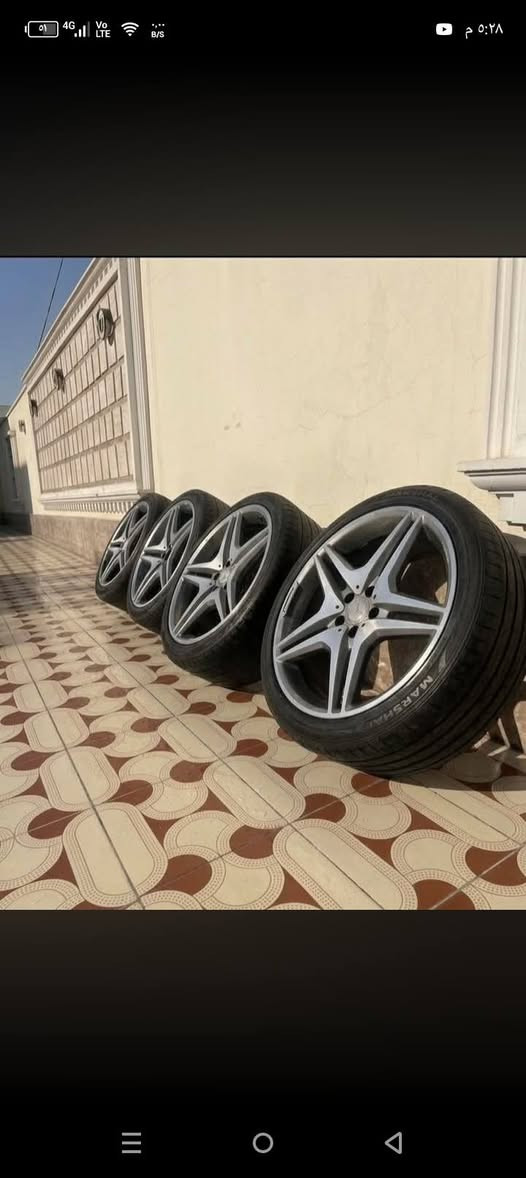 السلام عليكم شباب، عندي وياله وتايرت مرسيدس إس كلاس 2 size
(S-Class) حجم 20 للبيع.
الويلات أصلية وبحالة ممتازة جداً، والتايرات نظاف كلش وما بيهن أي عيب أو نقص (جاهزات للشد).
السعر: [400 دولار ] (بيه مجال للشراي).
للمعلومات أو الاستفسار يرجى المراسلة على الخاص أو الاتصال: [***********
