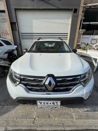 رينو داستر فرنسي  2021 ماشية 52,000 كيلو  مكفوله محرك وكير  كير أربع س...