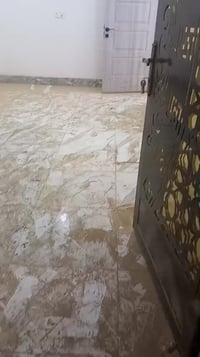 دار للإيجار • ١٠٠م • التوحيد