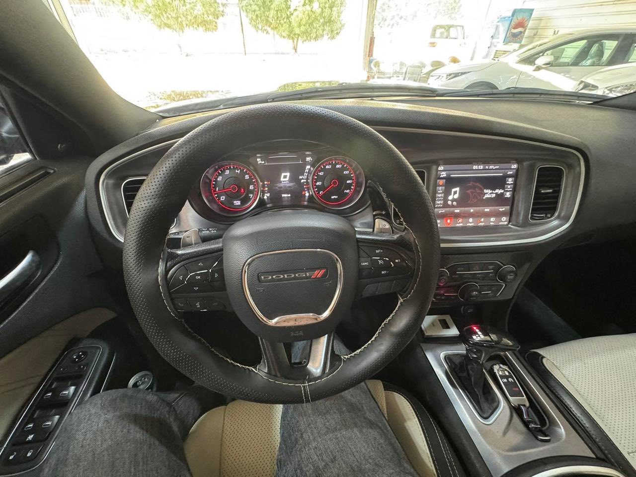 السلام عليكم شلون الشباب
السياره للبيع واذامراوس بجارجر هم 
جارجر GT سوبر تراك موديل 2019 
السياره استخدام شخصي 
ماشيه 87M
عليه برمجة ايكل 
مواصفات GT معروفه ميحتاج نحجي بيهن 
السياره رقم انكليزي الجديد رقم شبه مميز السياره باسمي تحويل مباشر 
سعر السياره 200 قفل 
ليحب يتواصل ويايه 
*********** متواجد واتساب
