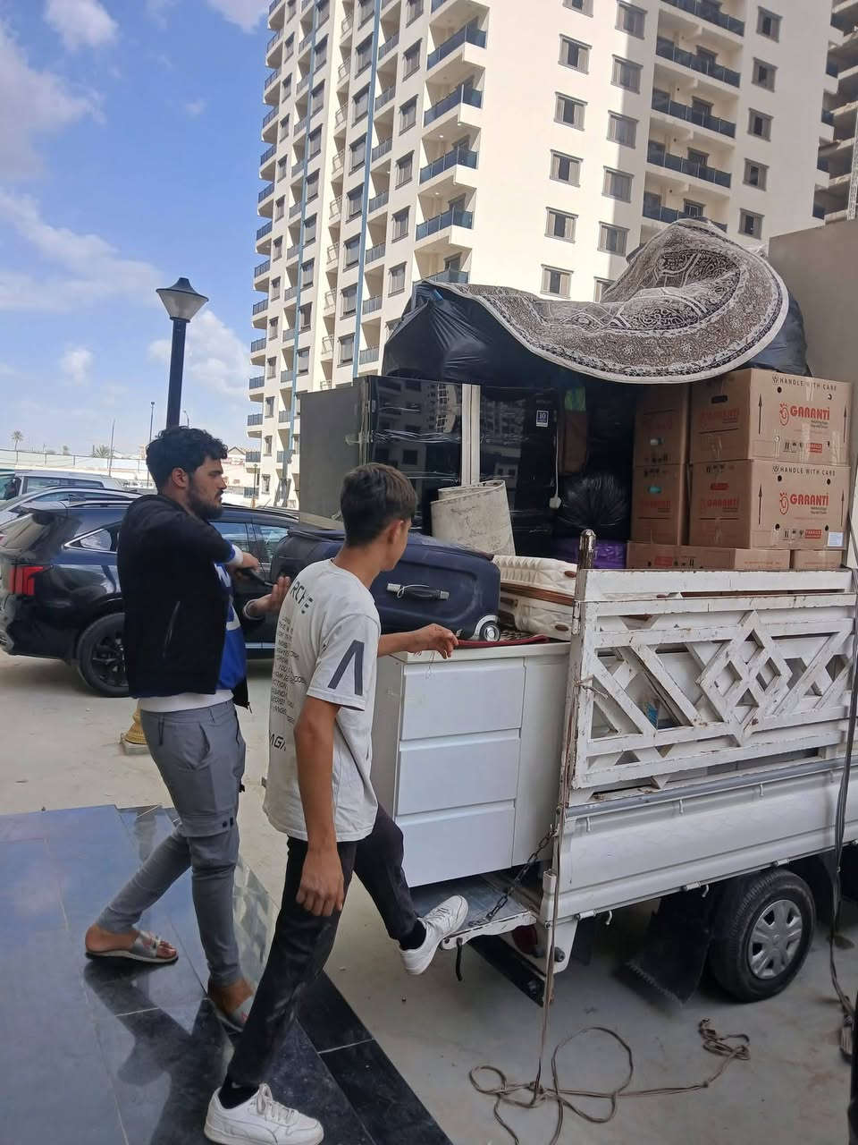 ☎️***********
من#شركة #القمه#لنقل الاثاث العام
 السلام عليكم زبائننا الكرام
لاتفكر نحن في خدمتكم نتصلو ودللو
لنقل الاثاث العام  وتحويلات لبيوت لا بيت اخر             🏣 كادر متخصص من سياره كبيره هينو وسياره صغيره كيا 🚛🚛 وعمال متخصصين    بنقل الاثاث👨‍🔧👨‍🔧ونجار لفتح الغرف والشد 🧿عراقي🇮🇶🧿تركي🇹🇷🧿ماليزي🇹🇷🧿 وكل شي تحت المسؤليه🤴.. اتصل والباقي علينا.. گادر مختص ذو خبرة عاليه في مجال فتح وتنصيب السبالت بأنواعها

* 📱اتصال واتساب 📞 
يوجد لدينا وصولات كامله من  بغداد الا المحا فظات وبالعكس ،ذ
