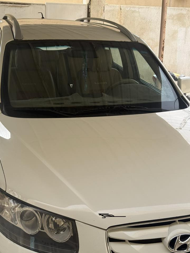 ‏ سيارة سنتافي موديل  2012
‏سيارة مكفوله بيهابارات اثنين مضح  بالصور ￼ محرك ستة سلندر سيارة ماشية 228 مكان السيارة العمارة ￼
رقم ***********
