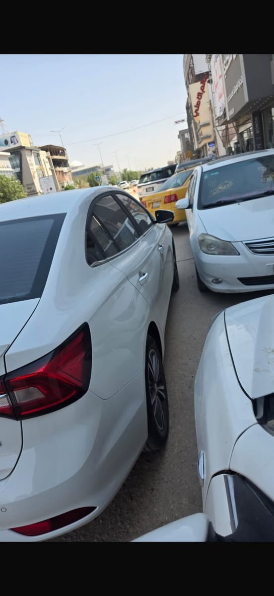 سلام عليكم
MG 5 2023
سياره مكفوله 
جديده 
فول مواصفات 
بصمه 
اوتو هولد 
تدعم كار بلي 
كشنات جلد 
داخل لون شكري 
فتحه سقف 
كشنات كهرباء 
اوتو هولب 
وبقيت لموصفات الي معروفه عليهن 

سعر (117) وبيه مجال 

مكان نجف الاشرف 

للتواصل ***********

                 (وتدللون)❤️
