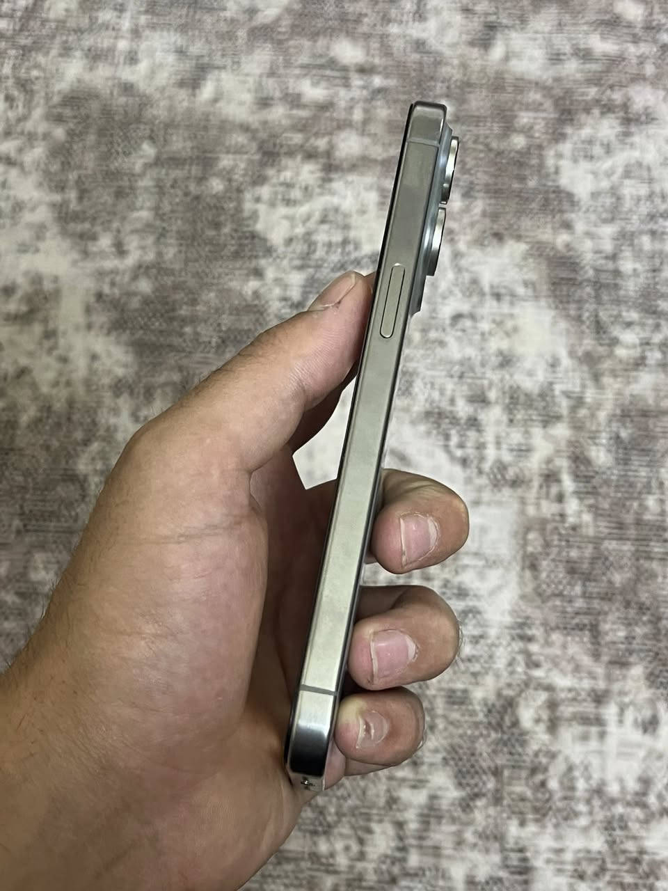 للبيع iPhone 15 Pro Max 📱

المواصفات:
شرق اوسط نسخه: AHA
الذاكرة: 256GB
البطارية: صحتها ممتازة
الحالة: الجهاز شغال 100%
الملحقات: كارتون 

السعر: ٦٤٥🔥✨


**إذا كنت صاحب هذا الإعلان وتريد حذفه لأي سبب، رجاءا أرسل رسالة إلى الدعم الفني**