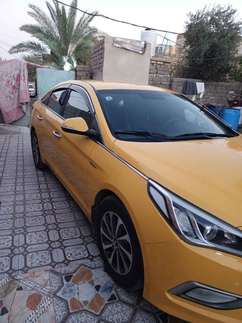 السلام عليكم 
سوناتا امريكي موديل 2015
اللون اصفر وارد امريكي 
مكينة jdi 
سنوية ل2027
جاهزة تخم تاير رقم واسط الجديد 
السعر 115قابل للتفاوض 
اتصل
***********
***********

