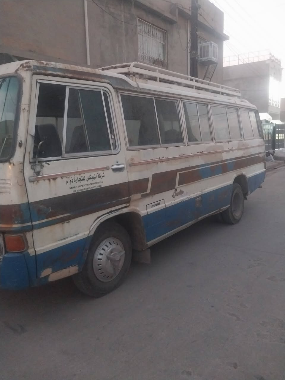 كوستر للبيع موديل ١٩٨٠ سياره جاهزه مابيها اي عيب تبريد شغال بس نقص غاز 
 
غراضه كامله السعر 3 ملاين  غير متواجد علفيس  اتصال عل الرقم 
***********
