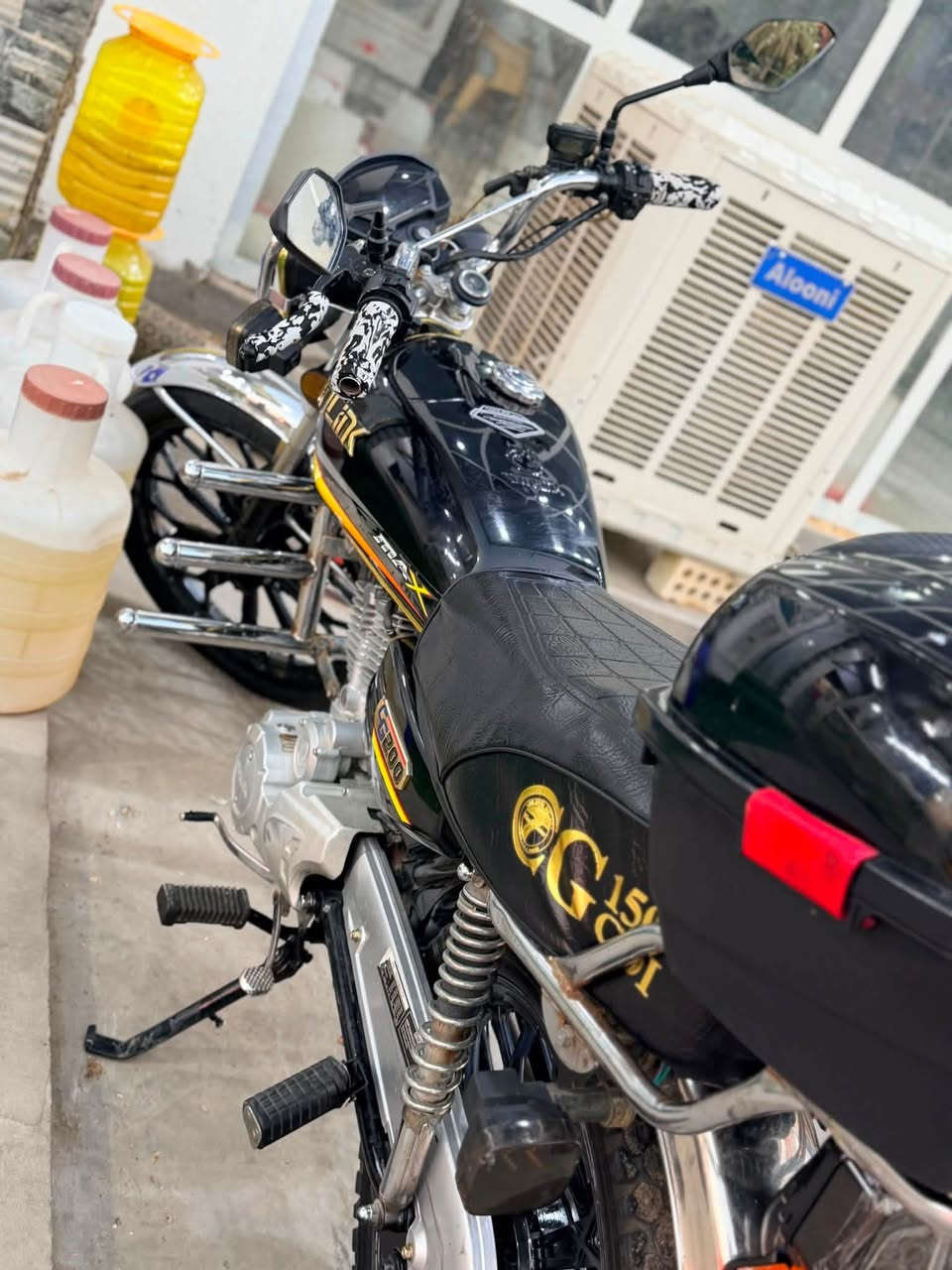 للبيع سونك 2024 جاهز
من كلشي محرك 200 cc 
السعر 725 وبي مجال 
عنوان رمادي 
‭***********

