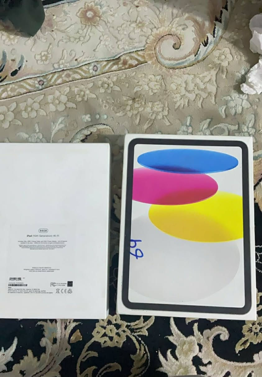 ايباد الجيل 10 ضاكره 64 نضيف كلش سعره ٣٥٠ بي مجال كلش بصيط كامل ملحقاته رقمي ***********
ادمن 💞
